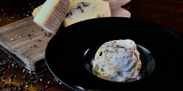Did 8 Italian physicists make the perfect cacio e pepe? I tested their experiment to find out